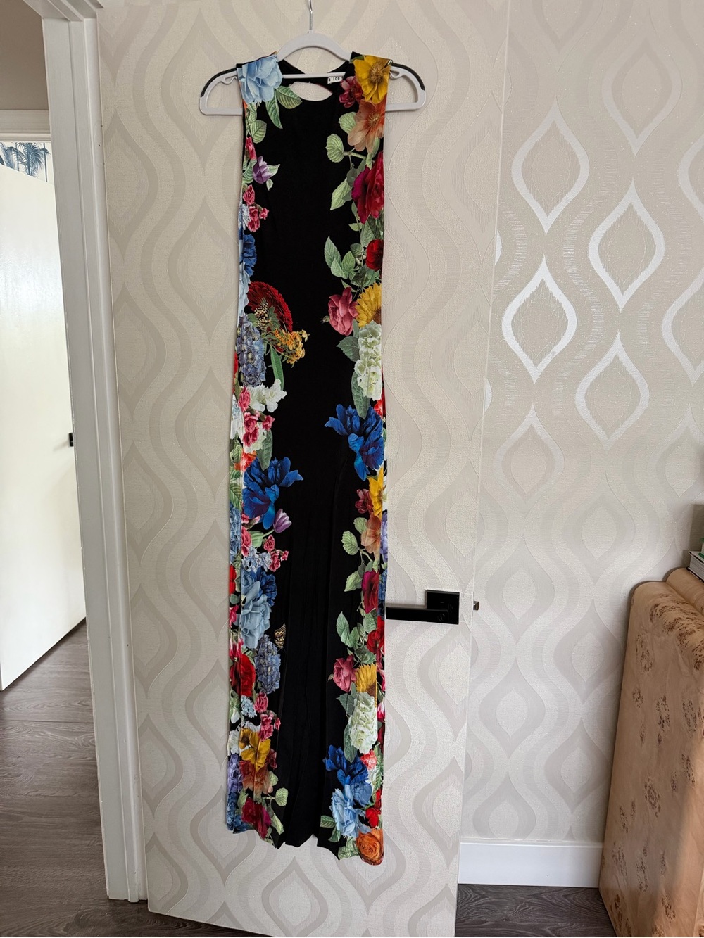 ALICE + OLIVIA BLACK FORAL MAXI